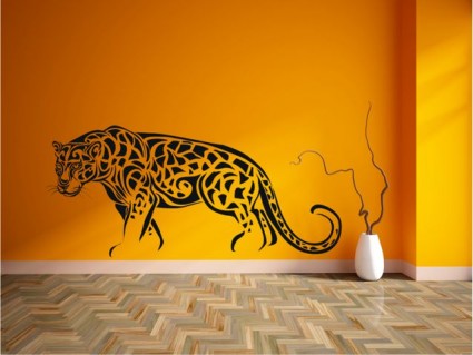 Samolepka na stenu - Blížiaci sa leopard